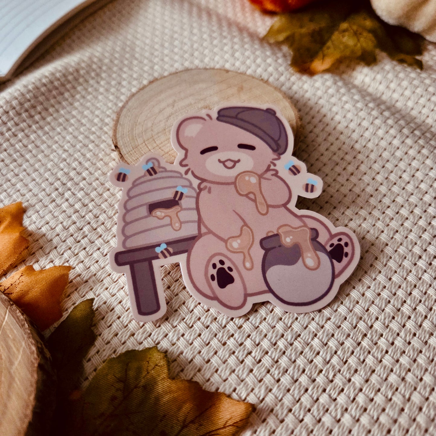Kiss Cut Sticker - Honey bear